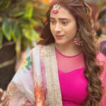Hiba Nawab Instagram – Follow the light✨ Mumbai, Maharashtra