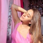 Hiba Nawab Instagram - Golden hour glow✨ Mumbai, Maharashtra