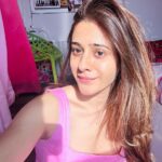 Hiba Nawab Instagram - Golden hour glow✨ Mumbai, Maharashtra