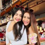 Hiba Nawab Instagram - Happy birthday to my Diva♥️ my fav secret keeper.. my forever child.. I can’t imagine my life without my bestest friend, thank you for being youuuu 😍beautiful woman ♥️♥️♥️ May you continue to spread smiles and continue to move ahead in life♥️♥️ With lots of love, i wish you a blessed and cheerful year ahead 😍🥰😘 I love you my baby♥️🧿 P.S this post was supposed to be made on 4th April (Raashi’s birthday) but my bestie being my bestie approved pictures just last night 😜 Mumbai, Maharashtra