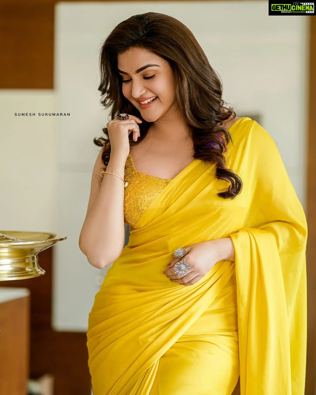 Honey Rose Instagram - Photography @_sumesh_sukumaran_ Mua @sreshtamakeup Costume @tanith_design Accessories @anokhi_priyakishore