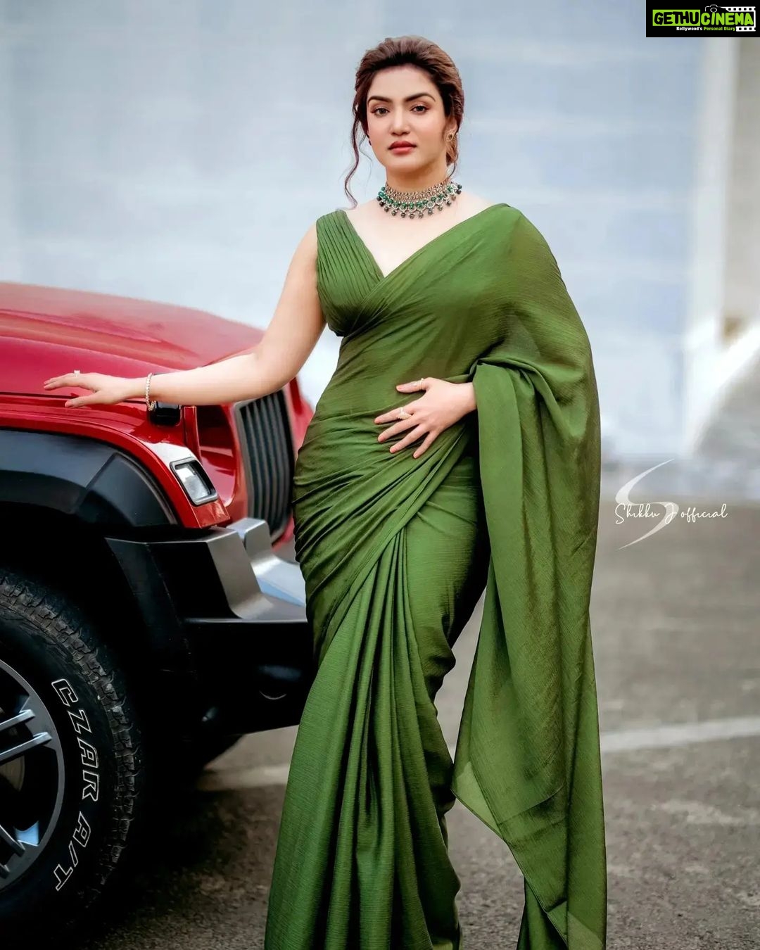 Honey Rose Instagram - Photography @shikku_j_official__ Costume designer @doja_design_story MUA @sreshtamakeup Accessories @anokhi_priyakishore
