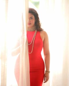 Honey Rose Instagram - Photography  @shikku_j_official__
MuA @sreshtamakeup 
Accessories @anokhi_priyakishore
