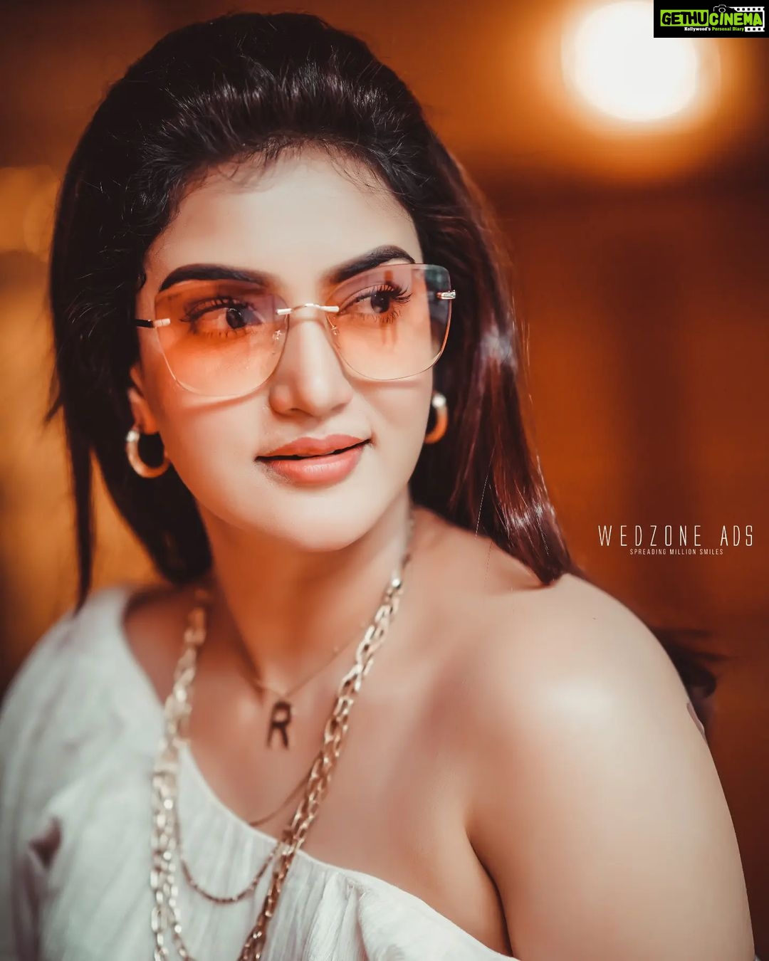Honey Rose Instagram - Photography @wedzone_ads Mua @rahul_namo_