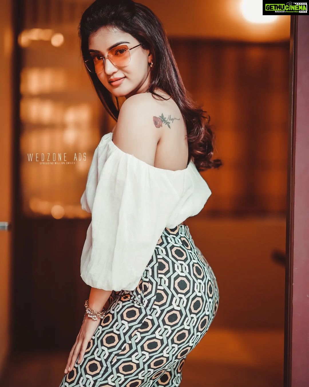 Honey Rose Instagram - Photography @wedzone_ads Mua @rahul_namo_