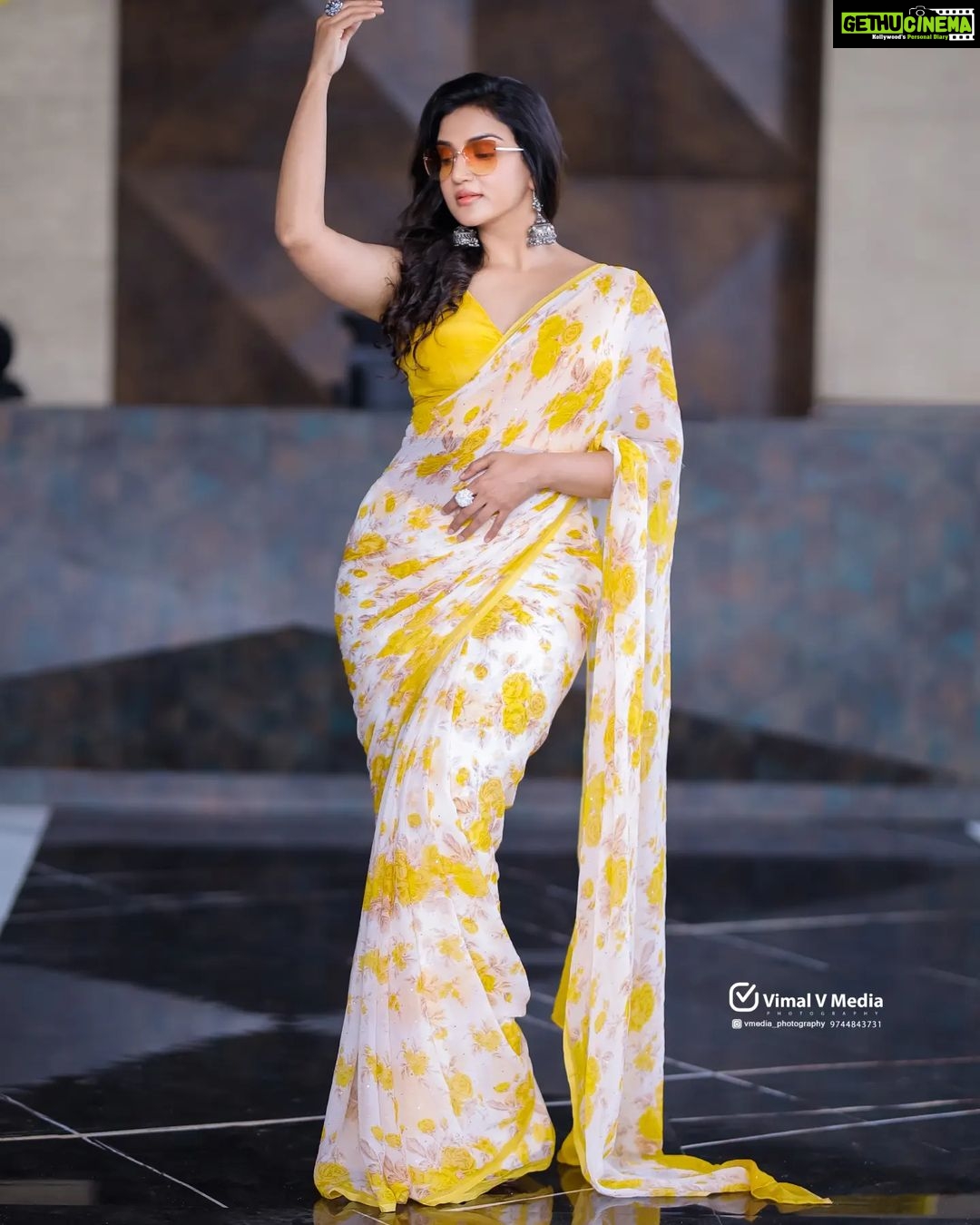 Honey Rose Instagram - Photography @vmedia_photography MuA @manjucalluna @rahul_namo_ Accessories @manjucalluna Costume @tanith_design @__nebu.john_cheppukulam___