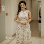 Honey Rose Instagram - @honeyroseinsta @manjucalluna @rahul_namo_