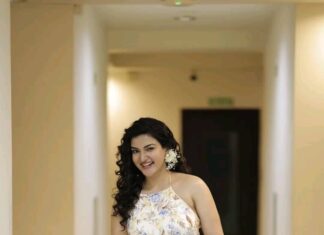 Honey Rose Instagram - Photography @shikku_j_official__ MuA @manjucalluna @rahul_namo_ Accessories @manjucalluna