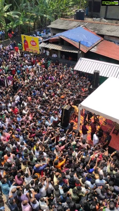Honey Rose Instagram - Thank you Karukachal for this amazing reception ❤️