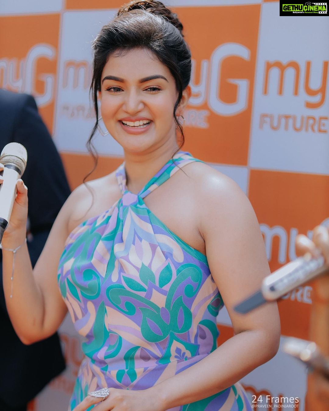 Honey Rose Instagram - 🧚🏻♂️ @honeyroseinsta #honeyrose #honeyrosehot #honeyroseloves #post #photography #photoshoot #myg ##keralatrip🌴 #keralatouristbus #keralatraction #keralatradition #natureinspiredart #naturehub #naturepics #wild #wildlifetrust #explorer #explorelife🌍 #moodytoning #moodyedit #moodyforest #moodykerala #instastories #munnartourism #munnardairies #artpromotion #promotionphotography #pics_film നമ്മുടെ തൃശ്ശൂർ