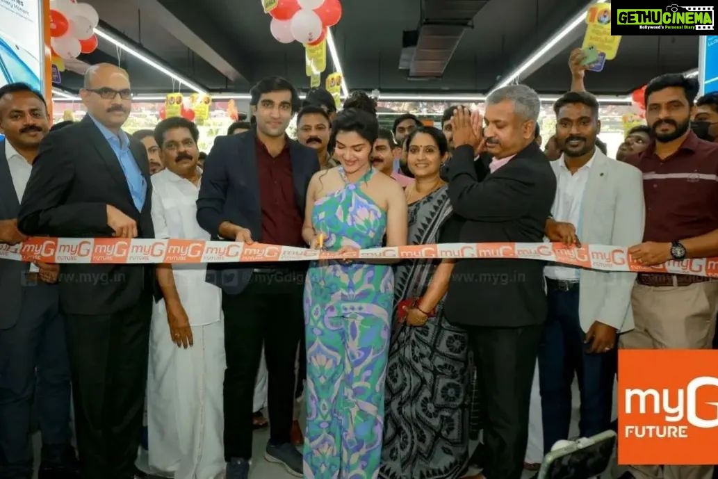 Honey Rose Instagram - MyG future opened its brand new home appliance and digital gadget showroom at Irinjalakuda...