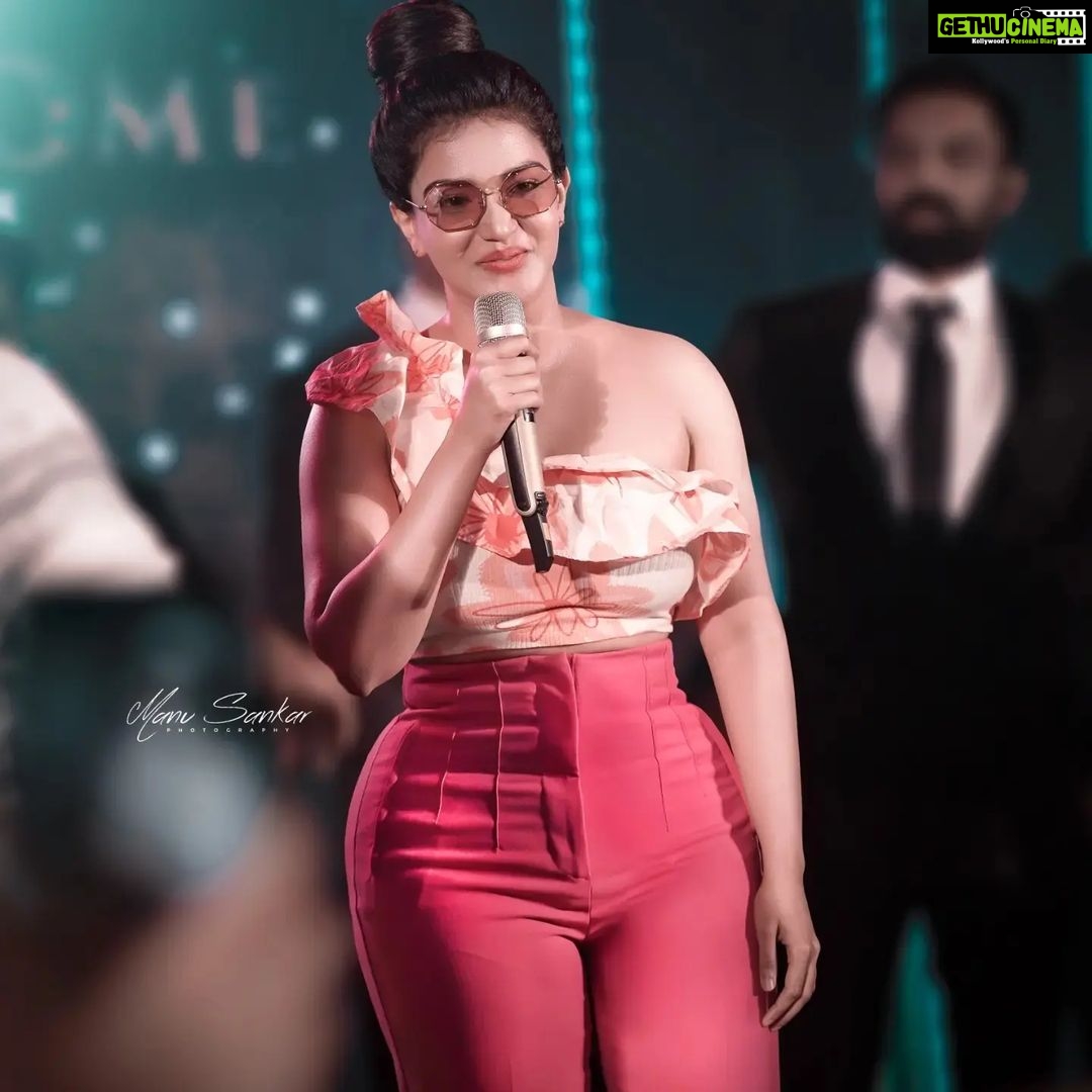 Honey Rose Instagram - @Her_captain__ @filmy_monks Stylist @manjucalluna