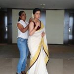 Honey Rose Instagram – Mua @manjucalluna
Costume @shijukris
Accessory @anokhi_priyakishore
