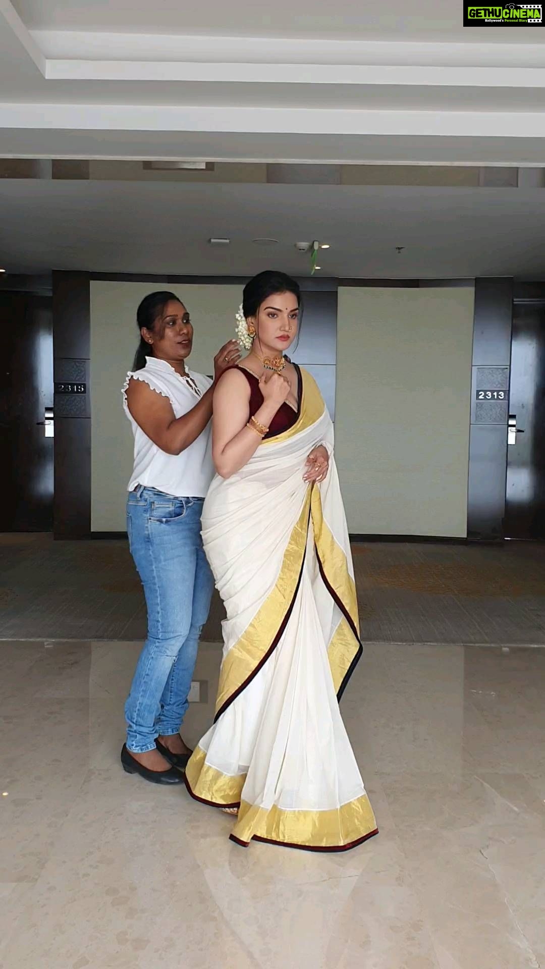 Honey Rose Instagram - Mua @manjucalluna Costume @shijukris Accessory @anokhi_priyakishore