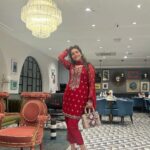 Humaima Malick Instagram - Mama tells me I should wear red ! #mamatellsmeishouldntbother