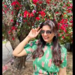Ihana Dhillon Instagram - Be like flower , Turn your face to the sun ☀️