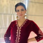 Ihana Dhillon Instagram - Happy Diwali 🪔 everyone 😊 . . #happydiwali #happydiwali2022