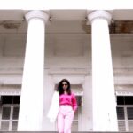 Ihana Dhillon Instagram - Be your own boss 😎 . . 📷: @viplove_abhyankar Content: @maverick.idea #bosslady #mumbai #mumbaidiaries #instagood #instareels #ihanadhillon