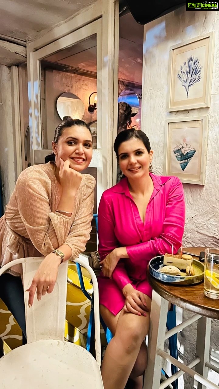 Ihana Dhillon Instagram - 17th August 2021, one year ago exactly on my birthday eve, my life changed when I met with a tragic accident. It felt like life will never be the same due to the grave injuries I received in that accident. This one yeas has been a battle of hospital visits, Physio therapies, feeling helpless while trying to recover and get back to normal. And with God’s grace and help and support of a team of doctors, family and friends like family, I’m fully recovered and feel as good as new. I feel blessed when one year later on 18th August 2022 I celebrate my new birth today with my friends. Big thanks to each and everyone who took out time to wish me on my birthday 🙏🙏🤗🤗 #feelblessed #birthday2022 I’m fresh and new and rejuvenated and this all feels like a rebirth on my birthday.