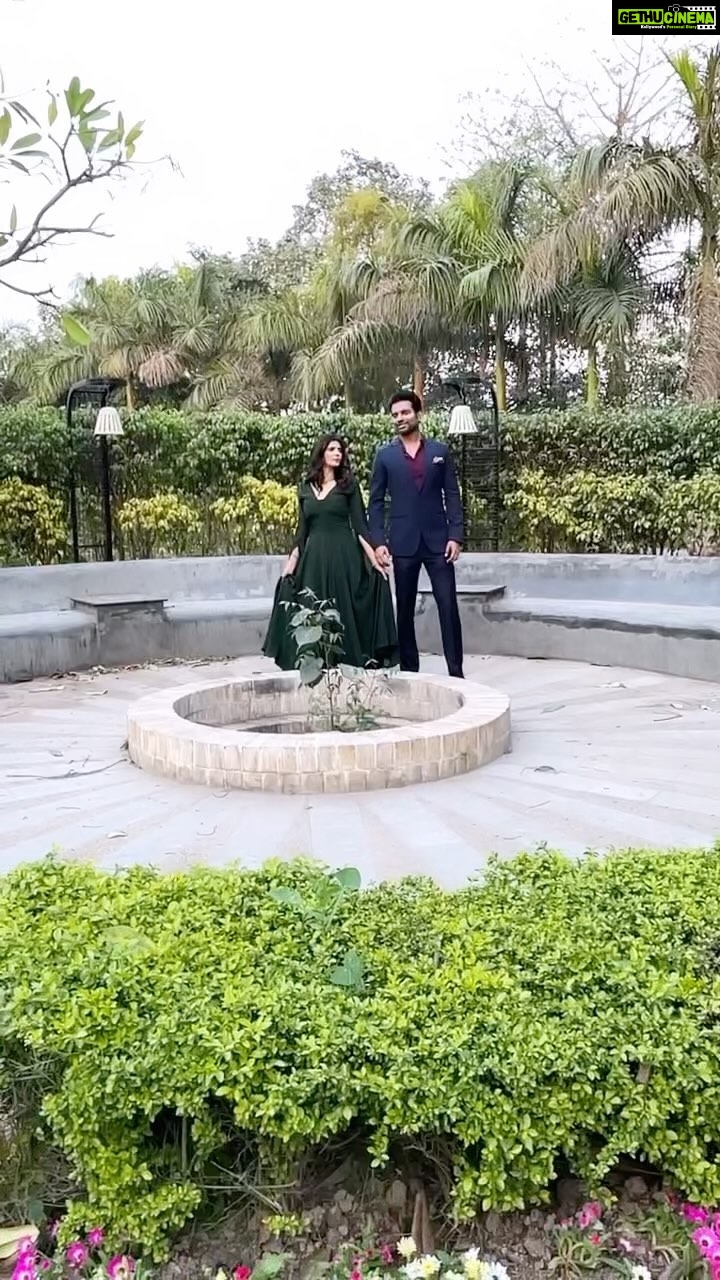 Ihana Dhillon Instagram - Tripping on this song 😍 @abhishek_as_it_is 😊 @mithoon11 @arijitsingh @manojmuntashir @tseries.official @tseriesfilms
