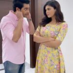 Ihana Dhillon Instagram - 260 millions to #bewafateramasoomchehra 🥰😍 Thanks everyone for so much love ❤️ Here continues our never ending masti 😜 @realkaranmehra 🤗 And thanks to my all time favourite team @jubin_nautiyal @rochakkohli for this beautiful song 🥰 #bewafateramasoomchehra @tseries.official @navjitbuttar