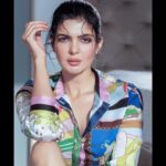 Ihana Dhillon Instagram - Seek, Flourish, Blooomm. ~Tess Guinery ....................................................................................................................................photography @rohangandotraphotographer