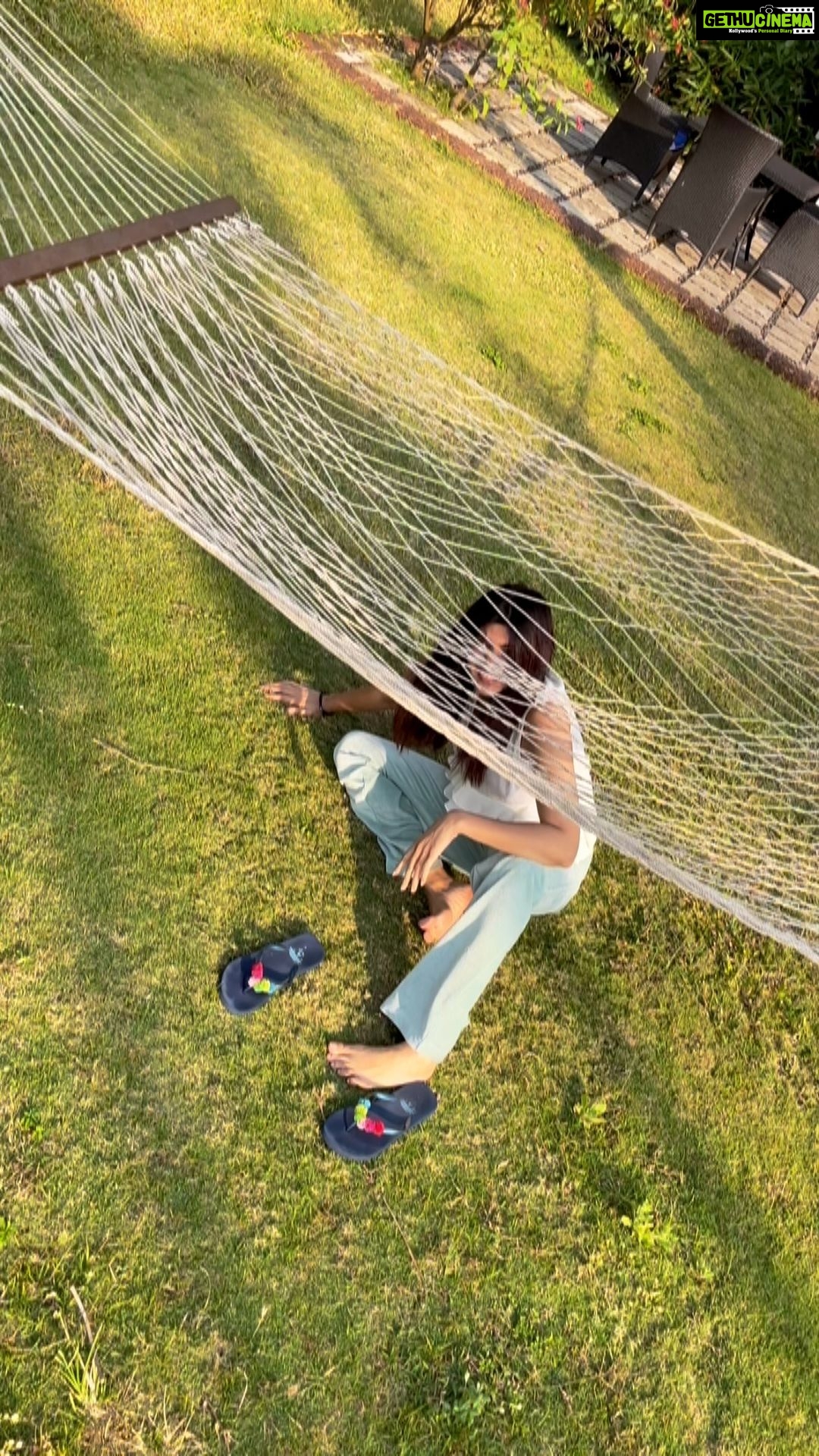 Ihana Dhillon Instagram - Has this happened to anyone ever ππ€£π€£π Background music @kirandhilon π€£π€£π€£π€£ . . . . #reels #instagram #love #reelsinstagram #tiktok #instagood #trending #follow #like #explore #explorepage #viral #instadaily #reel #followforfollowback #likeforlikes #memes #india #photography #fashion #music #reelitfeelit #foryou #reelsindia #bollywood #likes #photooftheday #video #ihanadhillon #bhfyp