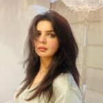 Ihana Dhillon Instagram - Perfectly imperfect 😉