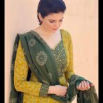 Ihana Dhillon Instagram - “Happy Baisakhi “ May this harvest season bring endless joy and prosperity to you and your family . #happybaisakhi2023