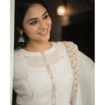 Indhuja Ravichandran Instagram - Thank you all for making #naanevaruvean a huge success.. A special thanks to all those who wished me personally and to press and media for all the positive reviews. Shot by @sinty_boy Outfit @rehanabasheerofficial