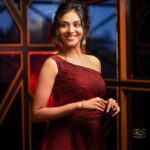 Indhuja Ravichandran Instagram - ❤ Shot by : @diwahar_photography @diwa_har Designer : @saras.secret.boutique MUAH @thanushiya_bridal_studio Jewellery @chennai_jazz