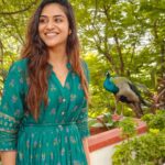 Indhuja Ravichandran Instagram - Yes, We Matched 🦚 . . . . . . . . . Wardrobe @teen_thara_boutique Taj - The Gateway Hotel, Madurai