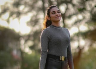 Indhuja Ravichandran Instagram - Humble as ever but aware of my value MUAH - @arupre_makeup_artist #lockdown2021 #dontgiveup #letsrisetogether