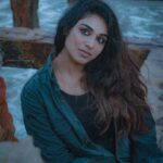 Indhuja Ravichandran Instagram - MoOd 😉 . . . 📸 @cinematographer_gautham Nellore