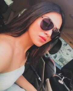 Indhuja Ravichandran Instagram - Wear your shades and pose 😎