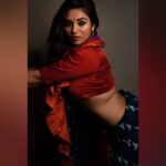 Indhuja Ravichandran Instagram - "DO NOT WAIT TO STRIKE TILL THE IRON IS HOT BUT MAKE IT HOT BY STRIKING.”💫 Photography @soozanapvan Hair & Make up @renuka_mua Styling @beingroofa Outfit @colorsandmirrors Studio: @studio24chennai