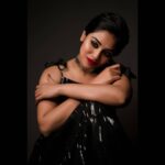 Indhuja Ravichandran Instagram - Hope Is Being Able To See That There Is Light Despite All Of The Darkness Photography @soozanapvan Hair & Make up @renuka_mua Styling @beingroofa Outfit @colorsandmirrors Studio: @studio24chennai