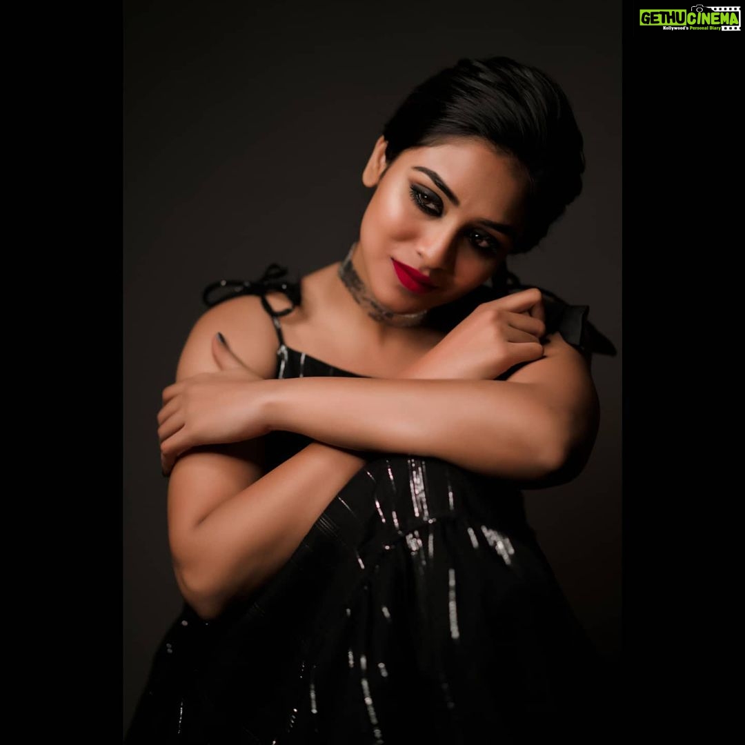 Indhuja Ravichandran Instagram - Hope Is Being Able To See That There Is Light Despite All Of The Darkness Photography @soozanapvan Hair & Make up @renuka_mua Styling @beingroofa Outfit @colorsandmirrors Studio: @studio24chennai