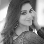 Indhuja Ravichandran Instagram - #jfwawards Shot By @karthikakphotography Outfit : @bespoketanyabatra