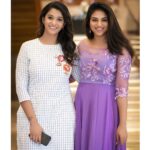 Indhuja Ravichandran Instagram - After long time, funny chats & lots of laughters with cutie @priyabhavanishankar ♥️🤗 The Residency Towers, Coimbatore