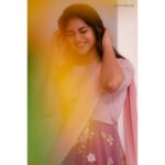 Indhuja Ravichandran Instagram - இனிய தைப்பொங்கல் நல்வாழ்த்துகள் ....🌞 🤝🏼😊 Shot by @cinematographer_gautham Wardrobe @fascinodresses_by_shinyanto @shyn_fascino MAU @indhuja_ravichandran 😜