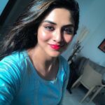 Indhuja Ravichandran Instagram – It’s ok to wear a dark lipstick at times !!! What say 😉
#redlove #redlipstick #Alittleblush #Alittlekajal #nomakeup #glowwiththesunshine ❤️
Follow me in #heloapp Helo Id : 487491941