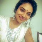 Indhuja Ravichandran Instagram - Nothing else brings me so calm !!! #hometown #family #theinnerbeauty #happinesslieswithin !!!! 💃🏻