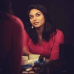 Indhuja Ravichandran Instagram - I am the happiest person when am infront of mirror 😁 PC: @cinematographer_gautham