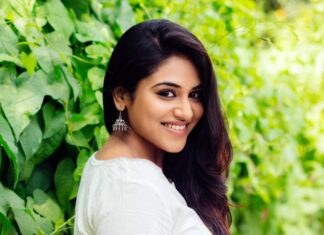 Indhuja Ravichandran Instagram - 💁🤷🙋 Pc @arunprasath_photography