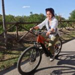 Ira Khan Instagram - I want that cycle! And roads to ride it on. The e-bike pictures just have nice back drops. I don’t want that cycle. Though I have to say, so much more powerful than I thought it would be. (Clearly cute captions are not my thing. How do you do cute/cool captions?) 📸 @nupur_shikhare #italy #travel #bicycle #bikewithabasket