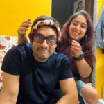 Ira Khan Instagram - Guess who did my make-up? It's interesting when your father walks up to you and claims he can do your make-up better than you can... and he turns out to be right. Who needs YouTube tutorials?!
