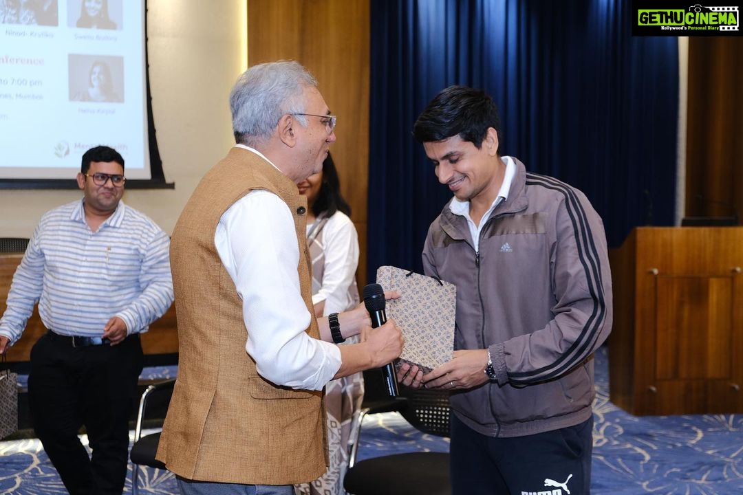 Ira Khan Instagram - Agatsu attended the World Bipolar Day Conference! What a beautiful coming together of stakeholders. It was heartwarming to see so many passionate and dedicated people that ranged from professionals, caregivers and people with lived experience from different ages and spheres of life. Thank you @bipolar_india and @amaha.health for the event and for giving us an opportunity to contribute. #worldbipolarday #mentalhealth #conference #mentalhealthawareness #bipolarindia #talk #panel #paneldiscussion #livedexperience #caregivers #capoeira #letstalk #itsokaytoaskforhelp #support #therapy #community Bombay Hospital