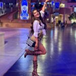 Ishita Raj Sharma Instagram - Enter the DC WB world wimme! . . #travelwithIR #dccomics # Warner Bros. World Abu Dhabi