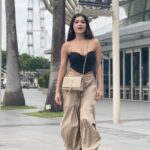 Ishita Raj Sharma Instagram - Oomph it up, they said! 😜 Singapore City
